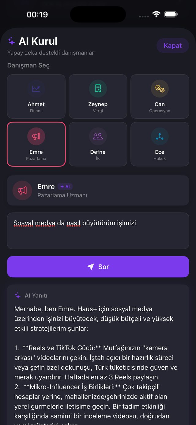 AI destekli finansal danışmanlık — 6 uzman yapay zeka danışmanı ile işletme yönetimi